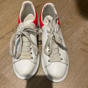 Alexander McQueen oversized sneaker sz 38